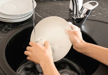 Cách làm nước rửa chén bằng chanh tươi không hại da tay